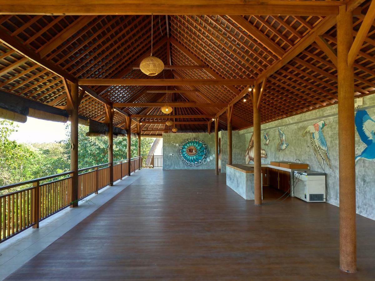 Lala Homestay Bingin Улувату Экстерьер фото