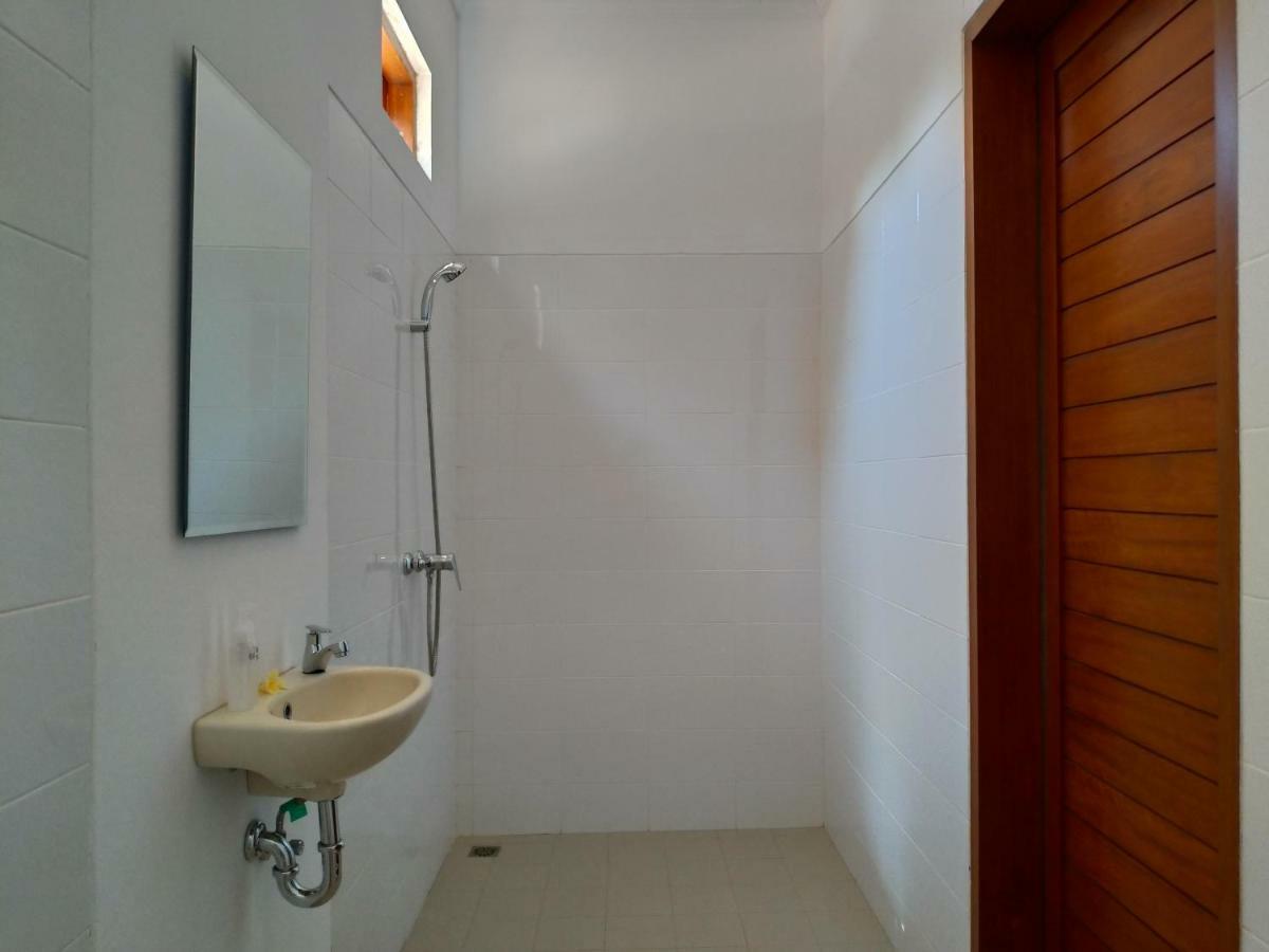 Lala Homestay Bingin Улувату Экстерьер фото