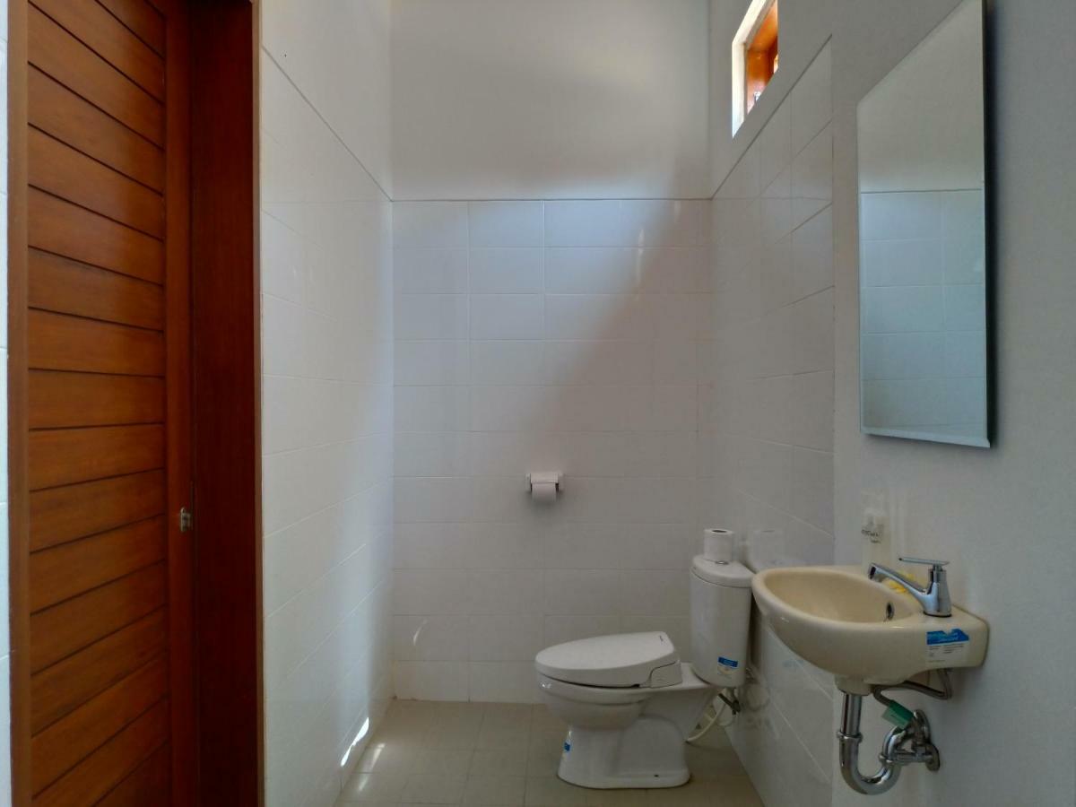Lala Homestay Bingin Улувату Экстерьер фото